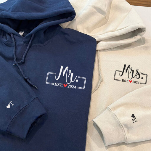 Custom Mr & Mrs Matching Embroidered Hoodies for Couples, Personalized Couple Sweatshirt, Couple Embroidered Sweatshirt, Valentine's Day Gifts Idea For Him Her - Image 4
