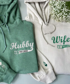 Custom Couple Matching Hubby and Wifey Embroidered Hoodie, Personalized Couple Sweatshirt, Couple Embroidered Sweatshirt, Valentine's Day Gifts Idea For Him Her